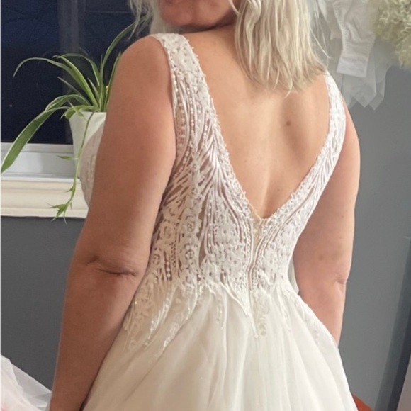 Brand New Wedding Gown Daniela Di Marino - Picture 11 of 11